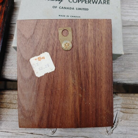 Vintage Canadiana Metal Wood Wall Hanging Art Dogwood British Columbia PLAQUES - Picture 4 of 6